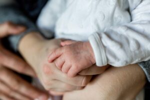幼児のアトピーを持つ父親ができる助け方は？