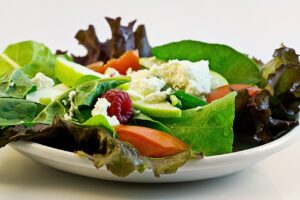 アトピーに悩むあなたへ、食事のデメリットとは？